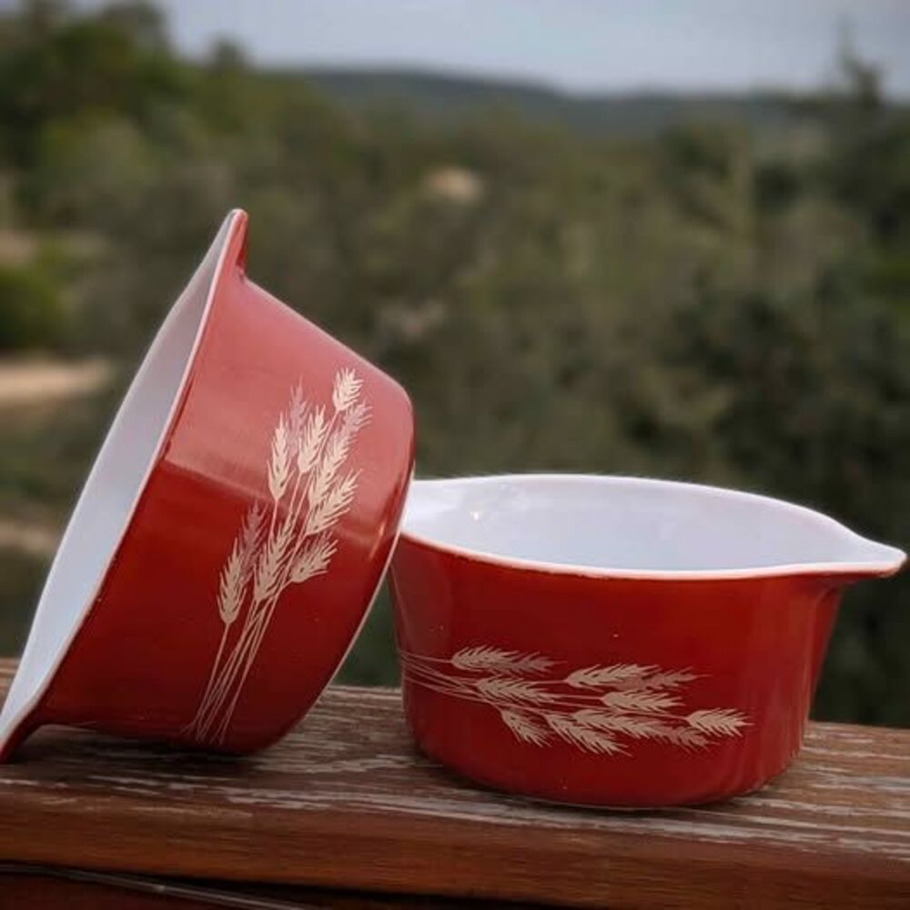 (2) Vintage Pyrex Autumn Harvest Wheat Casseroles 473-B 1 Quart 6"